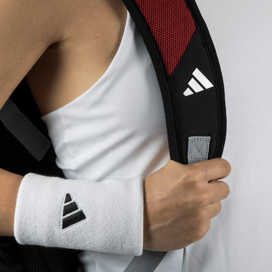 Mochila adidas Multigame Negra/Roja 3.4-Ale Galán